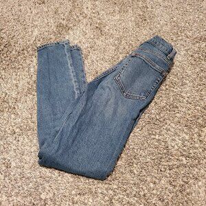 Reformation High and Skinny Crop Jeans Syracuse Wash 23